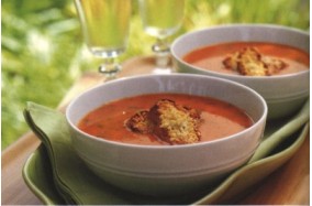Суп из грилированных томатов с крутонами