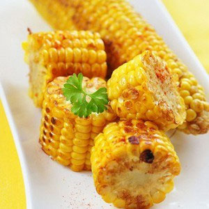 Початки кукурузы по- каджунски с луизианским сливочным маслом>
