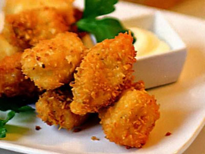 Куриное филе в панировке с лимонным айоли>