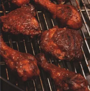 Барбекю из курицы с тремя ароматами