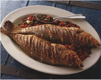Полосатый окунь с марокканским маринадом
