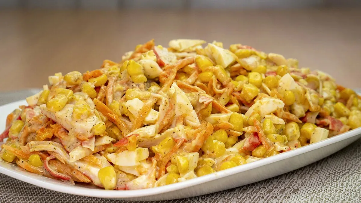 Куриные окорочка с пряным соусом из кукурузы и шпика