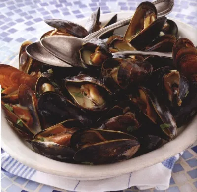 Мидии в соусе из карри и кокосового молока