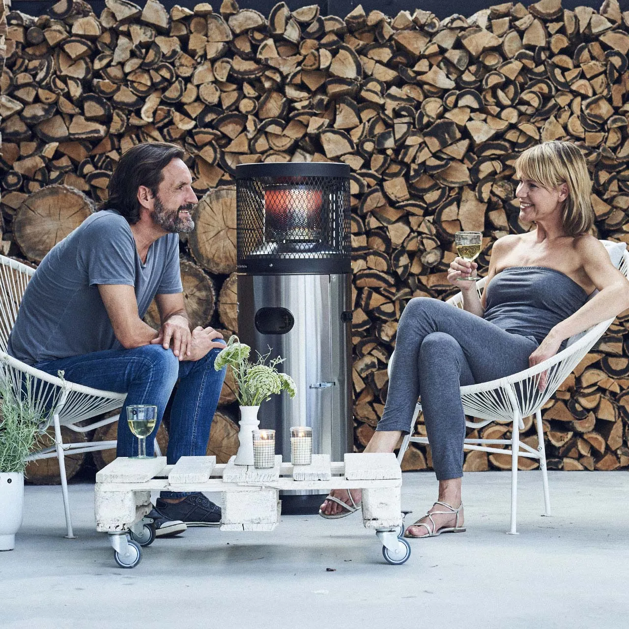 Напольный инфракрасный обогреватель Напольный инфракрасный обогреватель