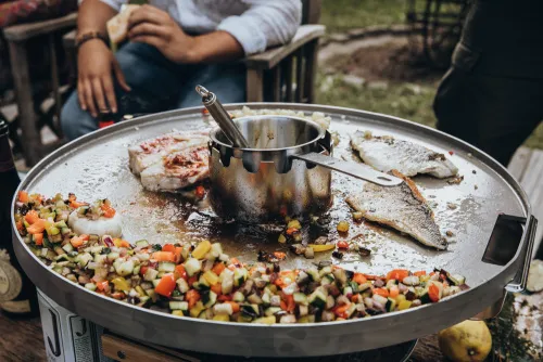 Monolith ICON Керамический гриль черный, 33 см