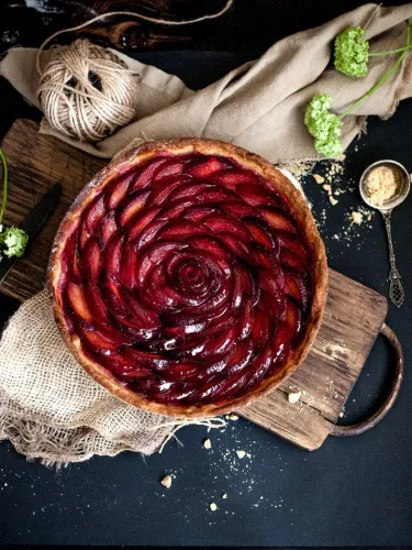 Emile Henry Форма для пирога, цвет: гранат