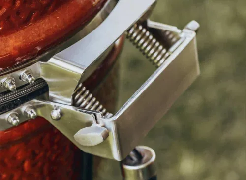 Monolith Classic Pro-Series 2.0 Керамический гриль, красный (без столиков и ножек)