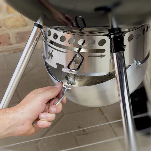 Weber Original Kettle Premium GBS гриль угольный, черный