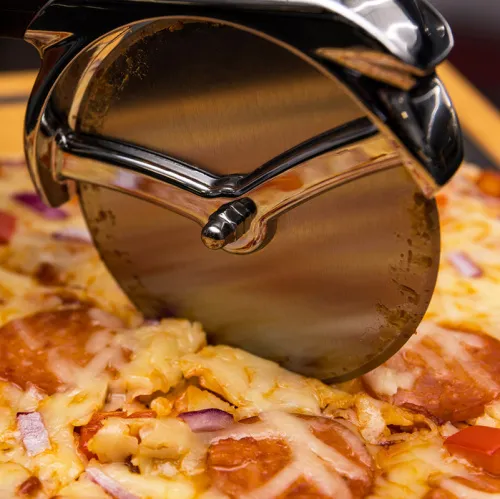 Broil King Нож для пиццы с колесиком