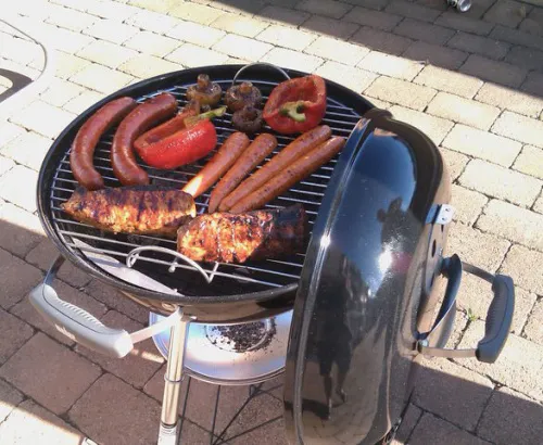 Weber Compact Kettle 47 гриль угольный