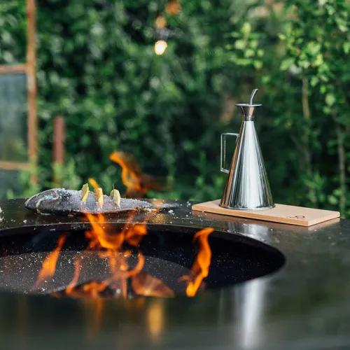 OFYR Island Дровяной гриль-остров черный с керамической столешницей D100 с поленницей