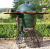 Big Green Egg Керамический гриль размер M с откидными столиками и на подставке
